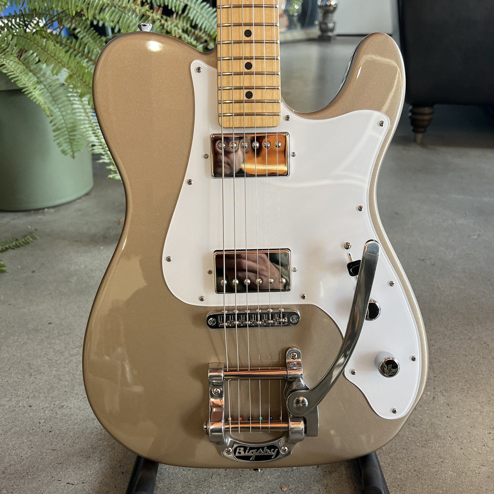 Revelator Guitars - RetroSonic Prophet - Shoreline Gold