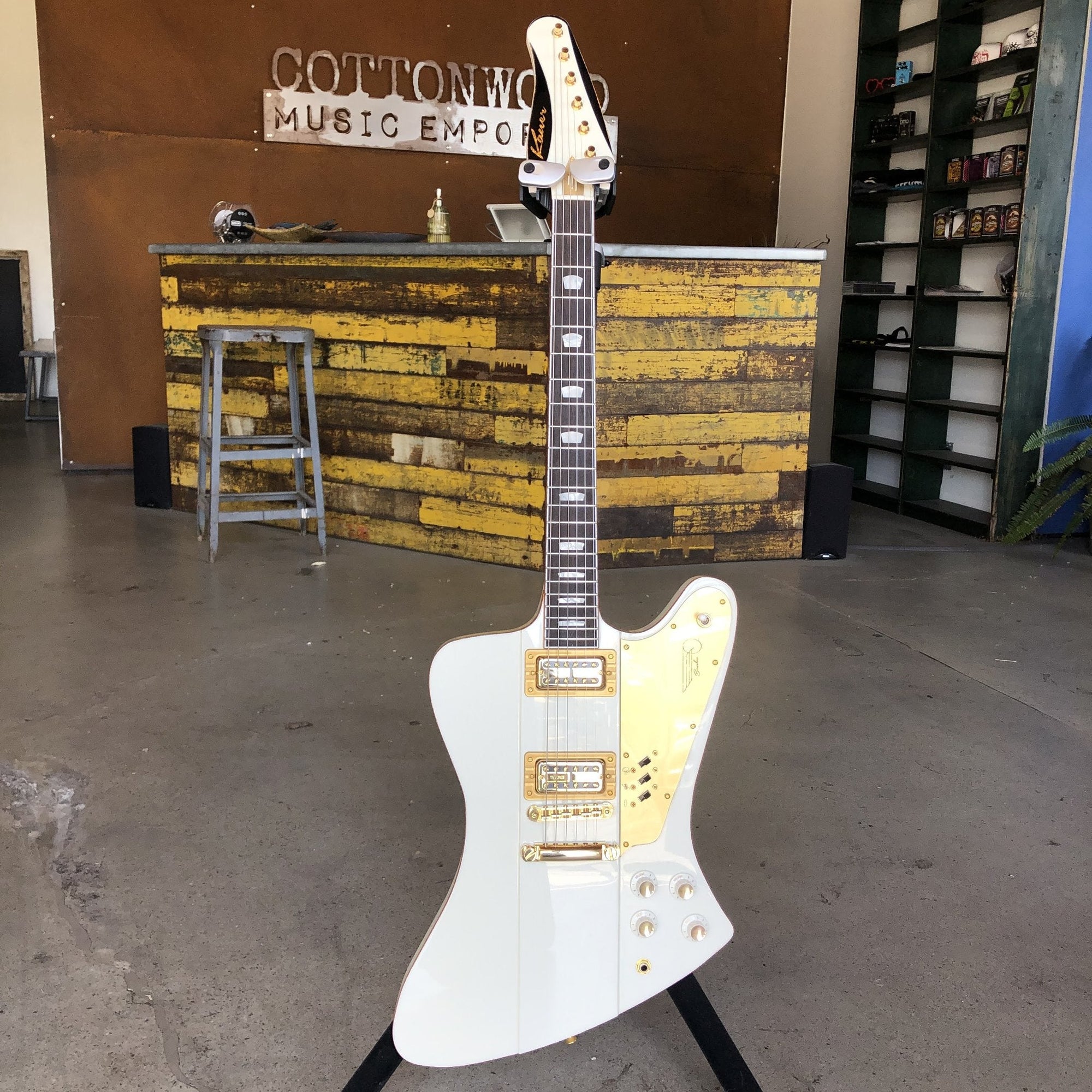 Kauer Guitars Banshee - White Falcon, #435