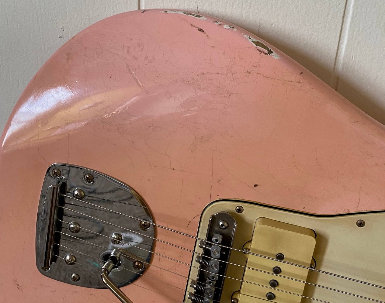 Revelator Guitars - Jazzcaster - Shell Pink