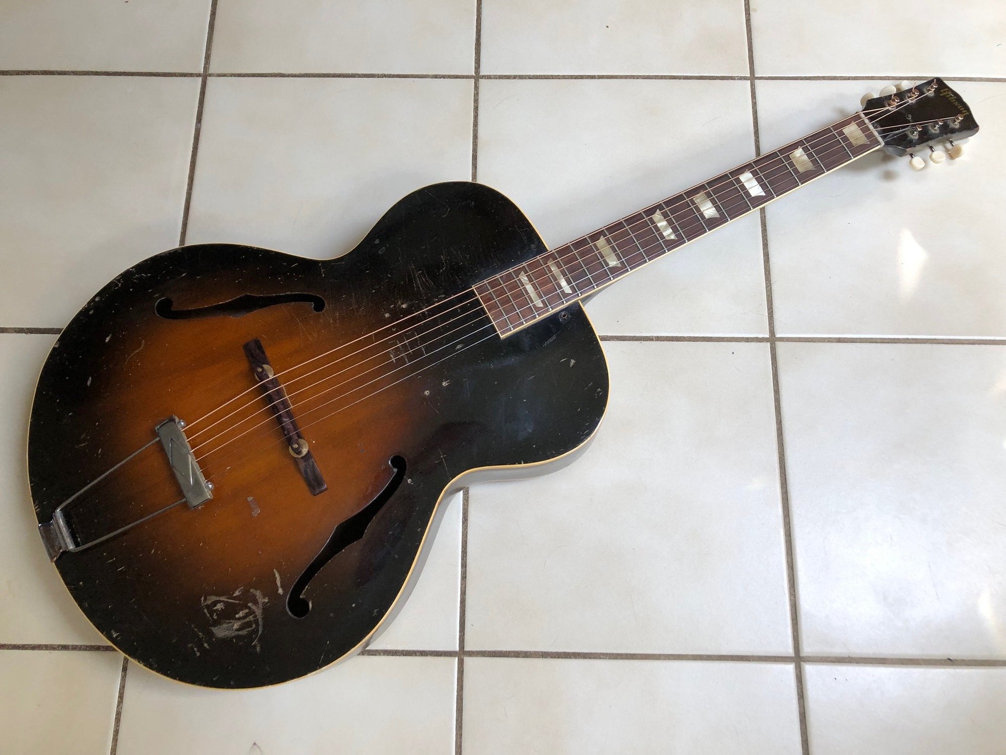 Vintage 1950's Gibson L-50 Archtop Acoustic Guitar