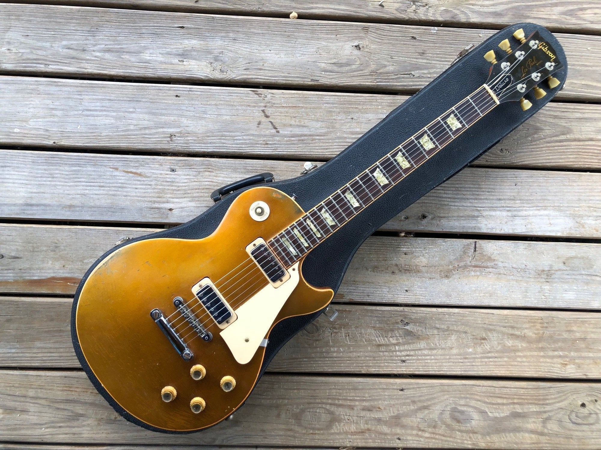 Vintage 1975 Gibson Les Paul Deluxe Goldtop Guitar