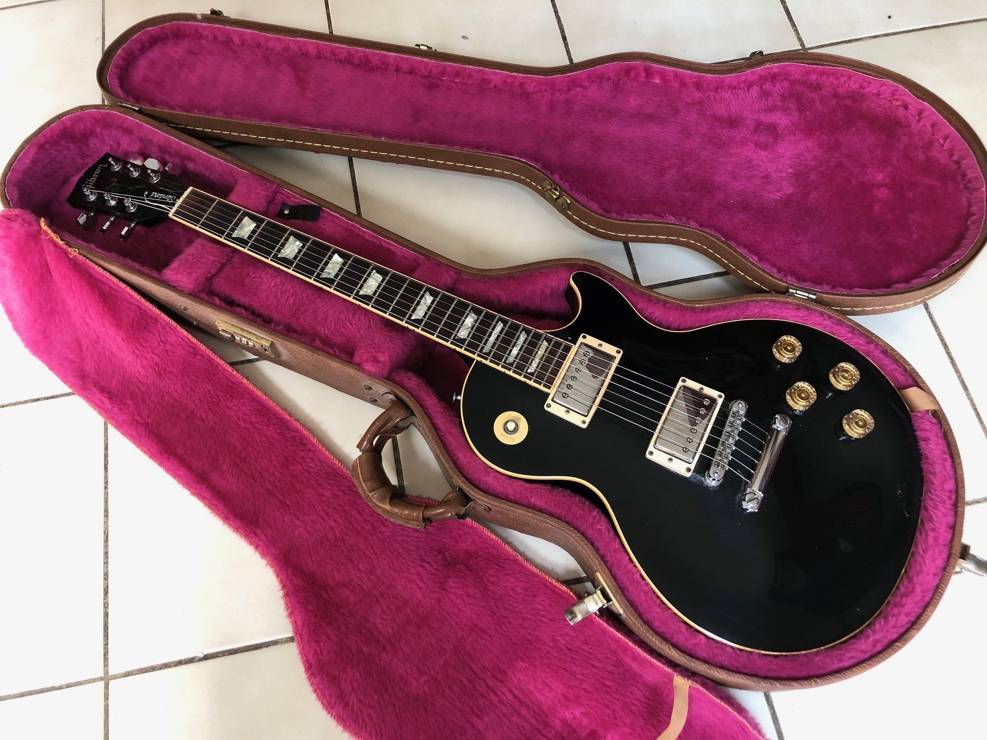 Vintage 1990 Gibson Les Paul Standard Guitar