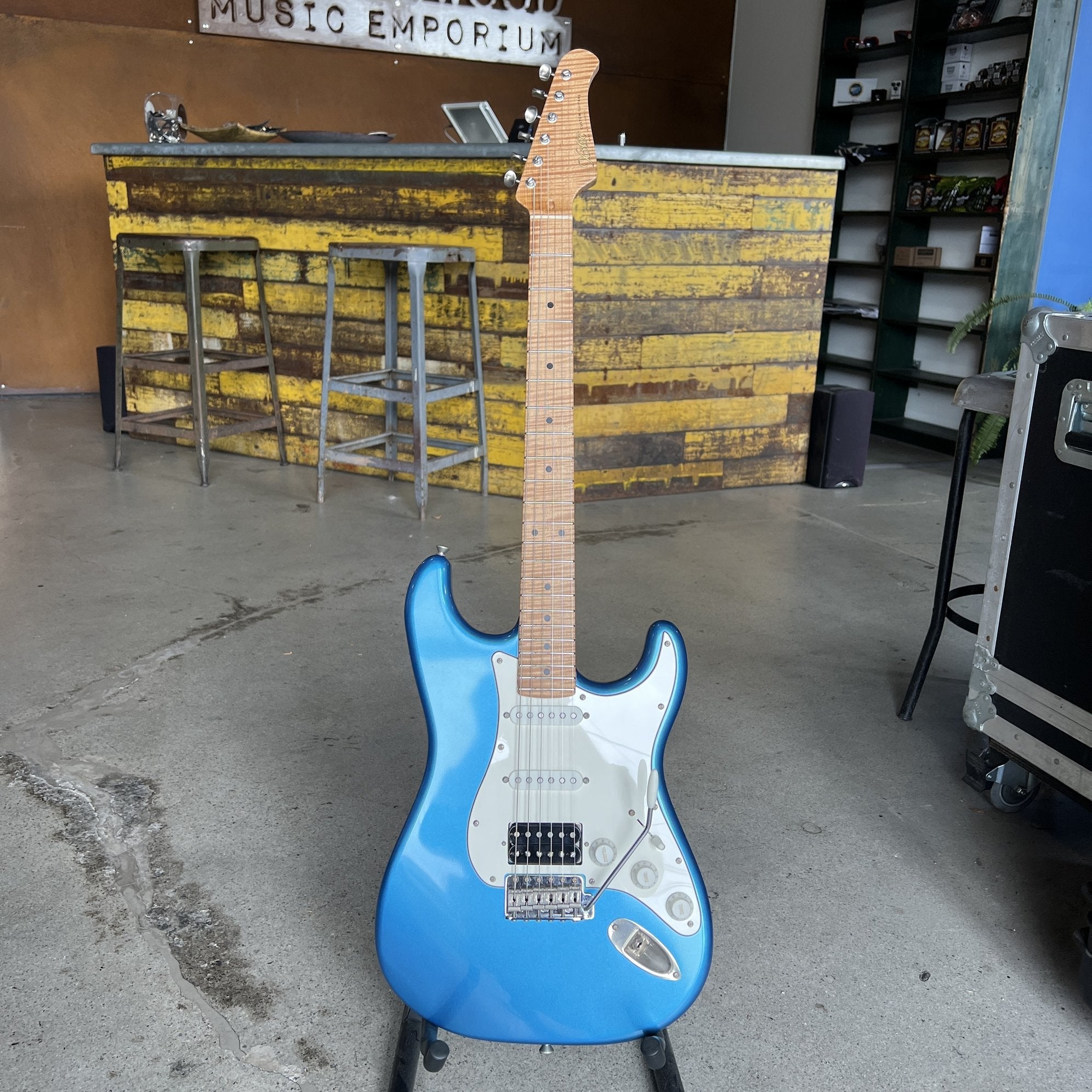 Xotic Guitars California Classic: XSCPRO-2 Aged Series, Lake Placid Blue