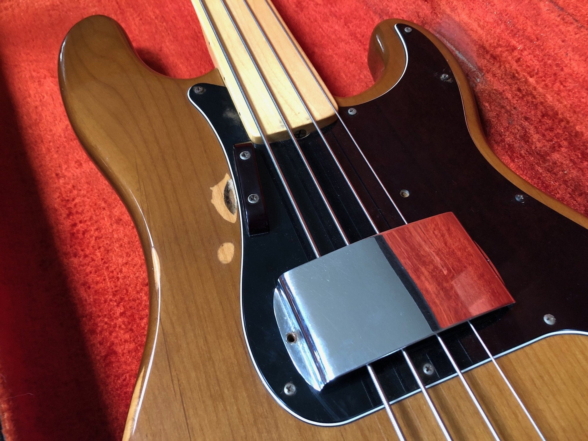 Vintage 1974 Fender Precision Fretless Bass Guitar w/ OHSC & Tags