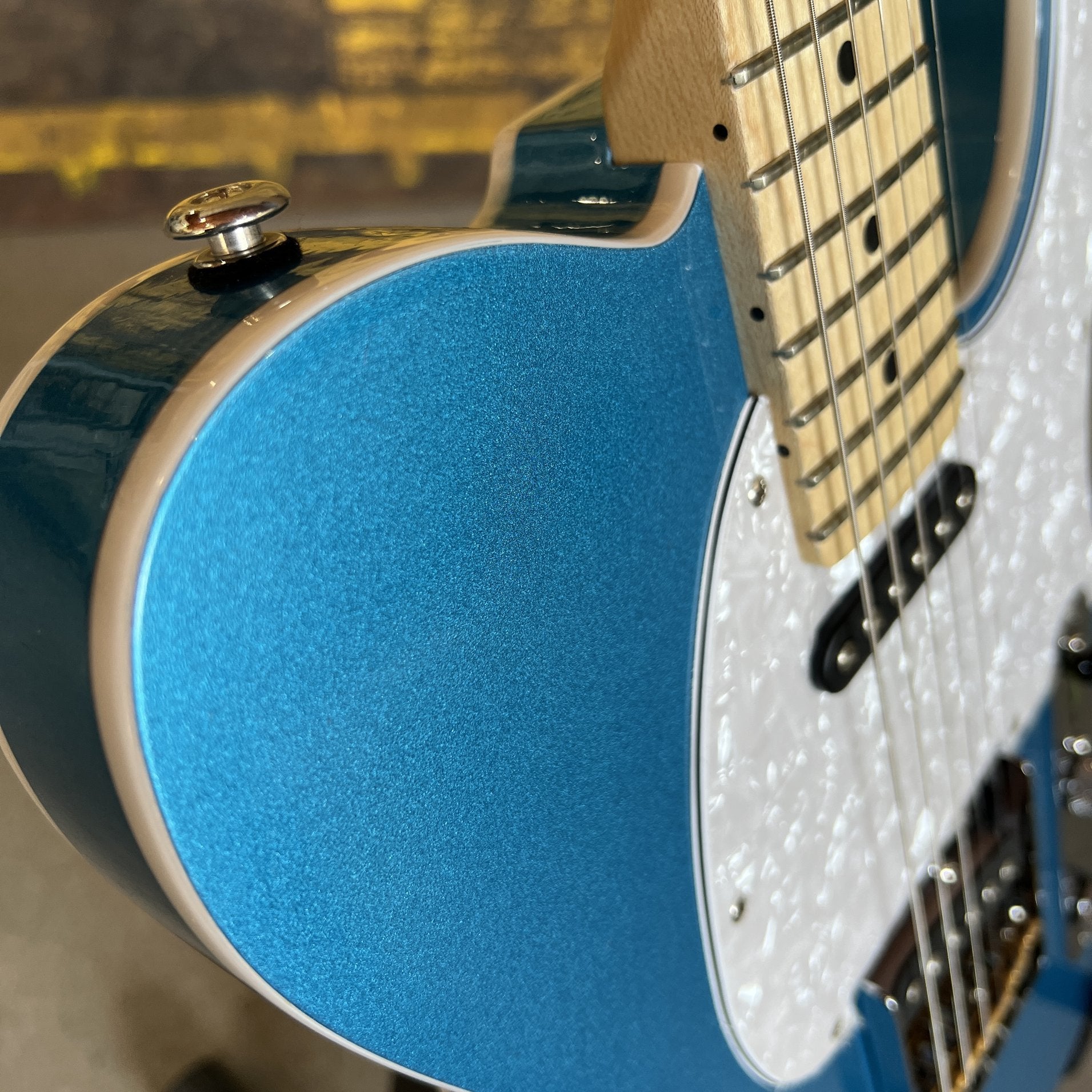 G&L ASAT Classic, Lake Placid Blue Metallic