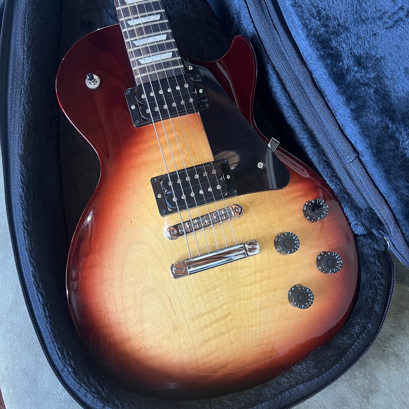 2021 Gibson Les Paul Studio - Bourbon Burst