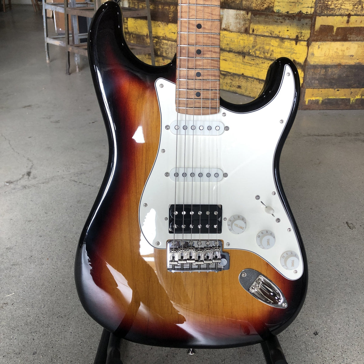 Xotic Guitars California Classic: XSCPRO-2 Aged Series, 3-Tone Burst, 5A Flame Maple Neck