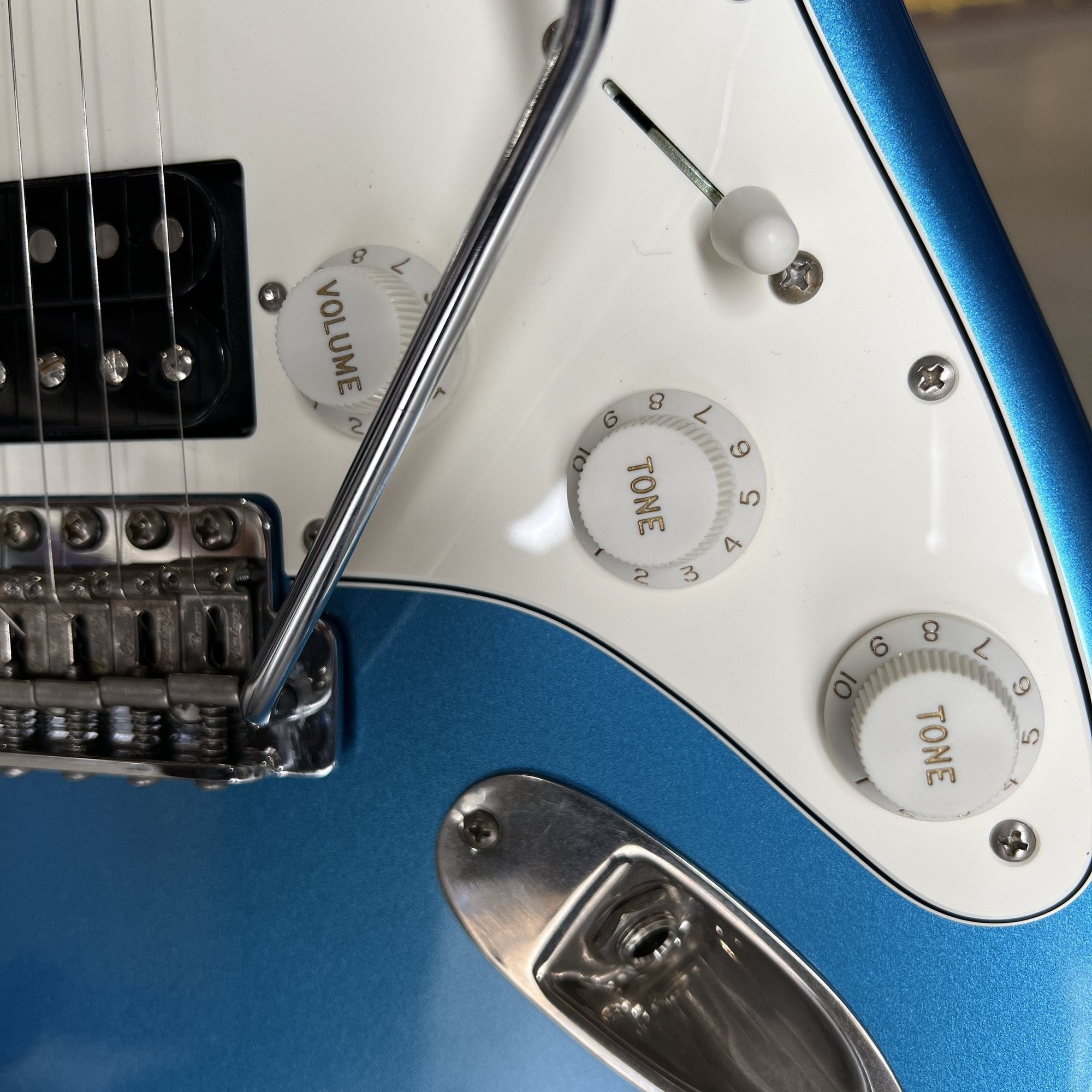 Xotic Guitars California Classic: XSCPRO-2 Aged Series, Lake Placid Blue