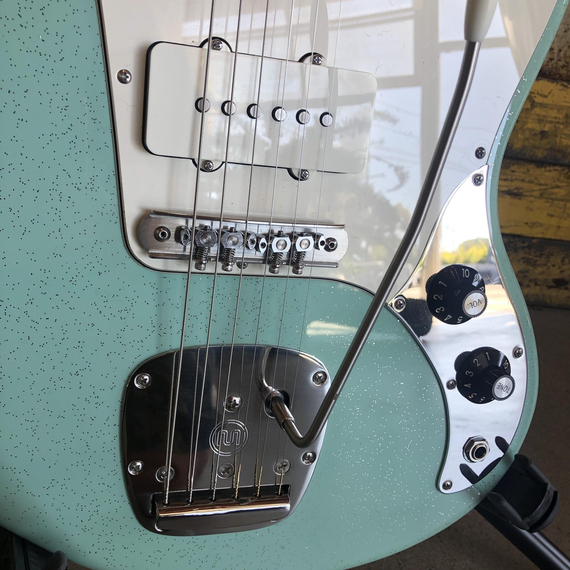 Bilt Guitars Relevator LS Vibrato, Light Sparkle Surf Green, #19614