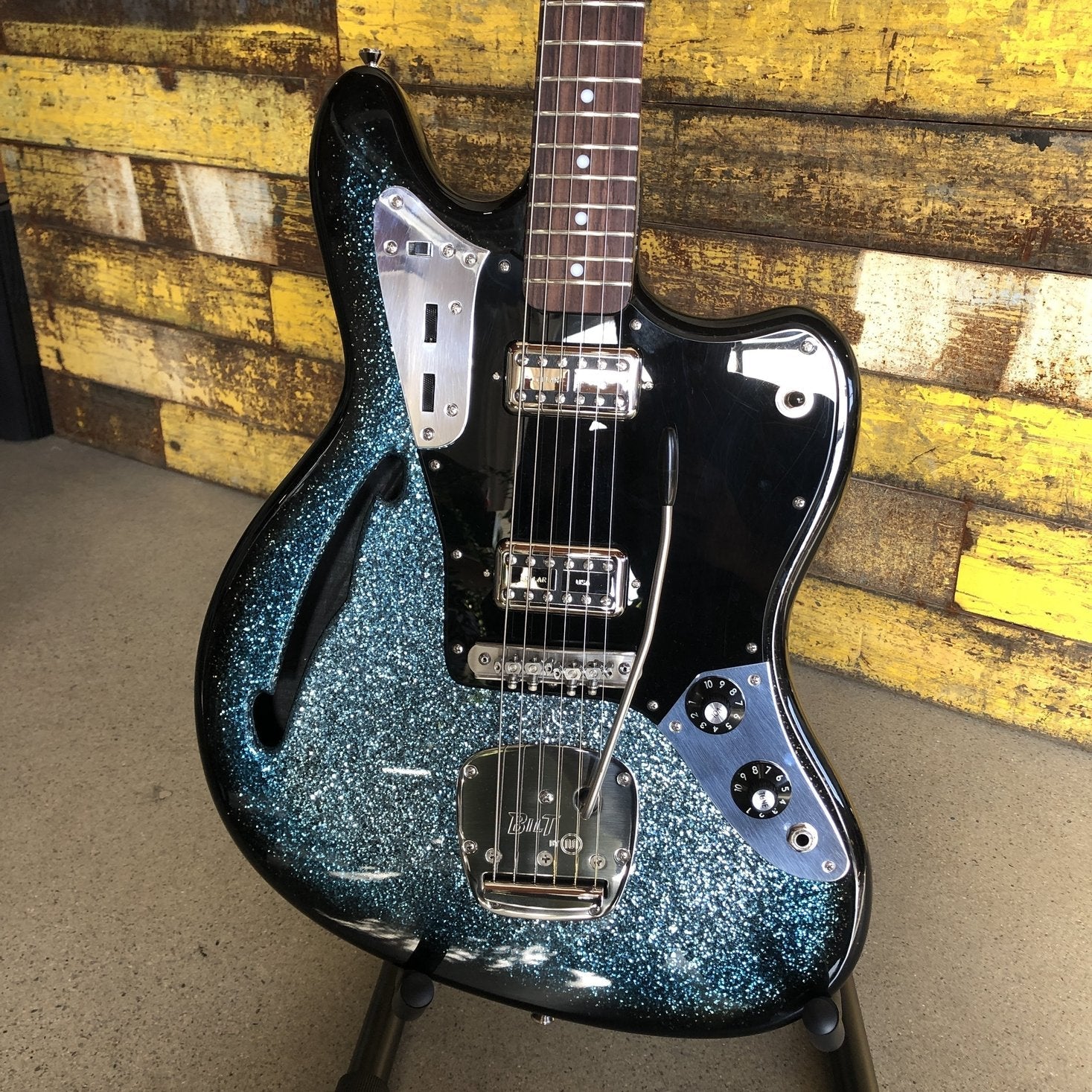 Bilt Guitars Zaftig Vibrato, Flake Burst Pelham Blue, #19615