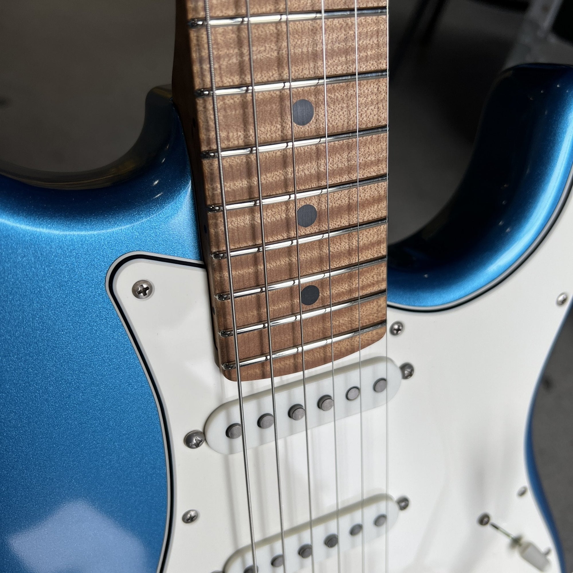 Xotic Guitars California Classic: XSCPRO-2 Aged Series, Lake Placid Blue