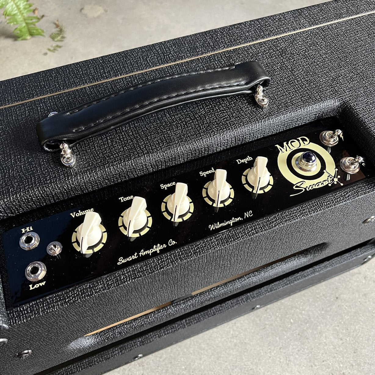 Swart Amplifier MOD 84 - Black - Celestion Creamback