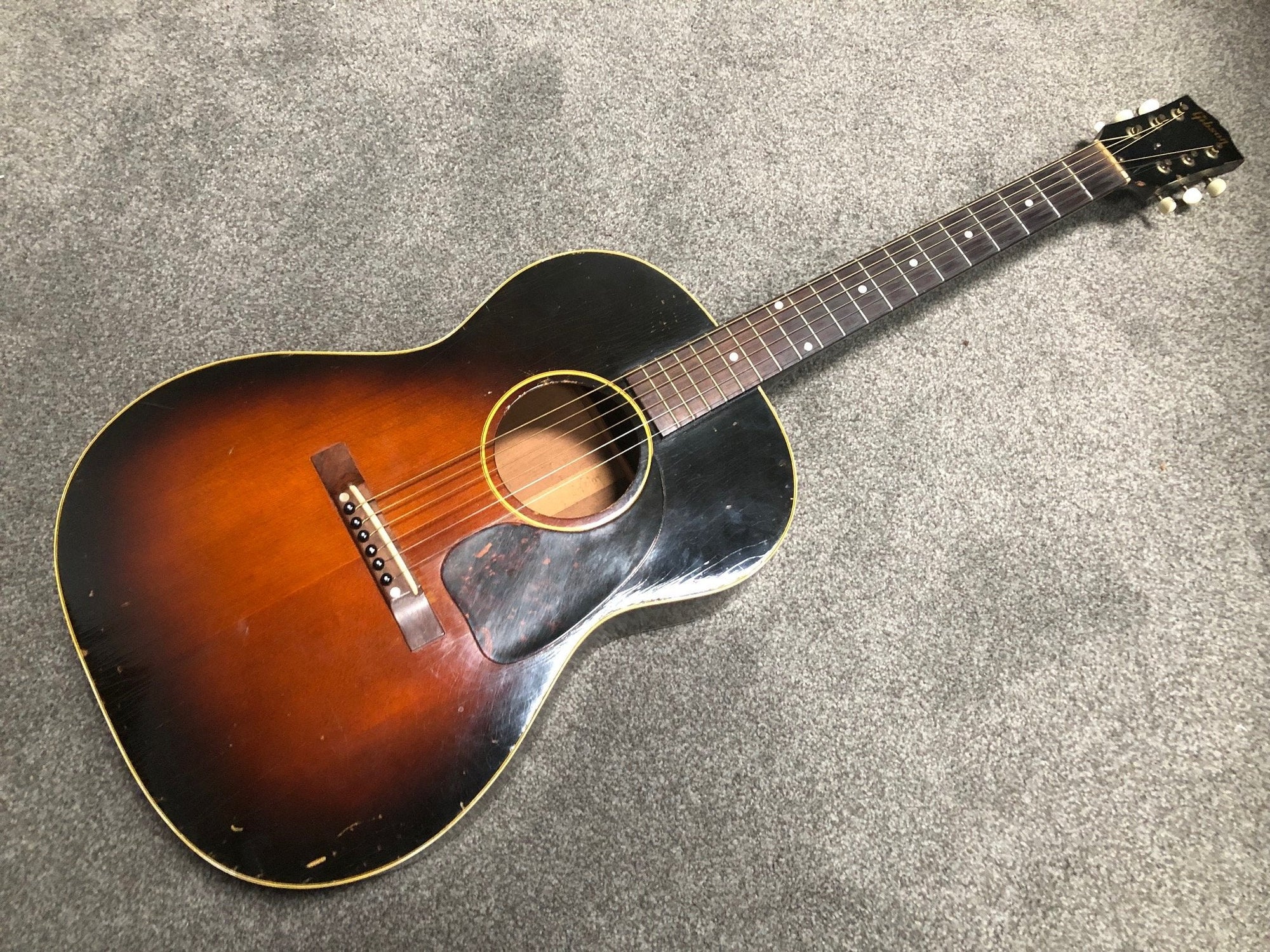 Vintage 1947 Gibson LG-2 Acoustic Guitar