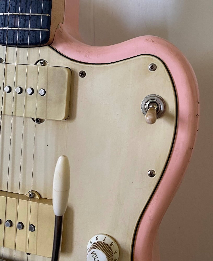 Revelator Guitars - Jazzcaster - Shell Pink