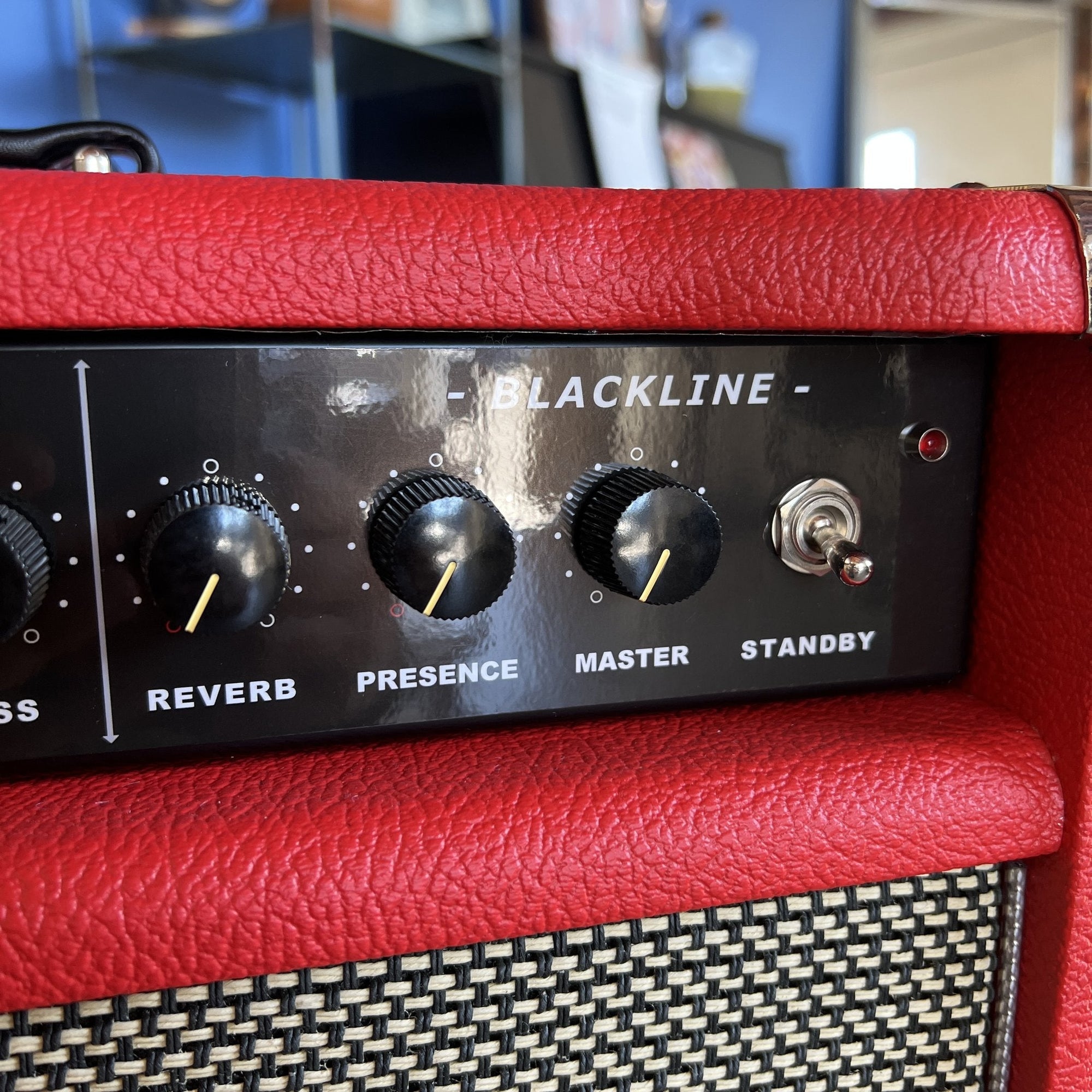 Red Plate Blackline Reverb Head & Cabinet