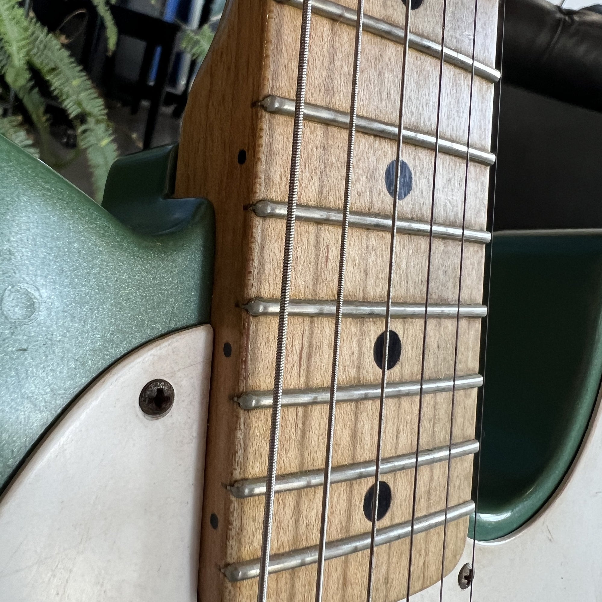 2018 Revelator Guitars Retrosonic - Sherwood Green Metallic