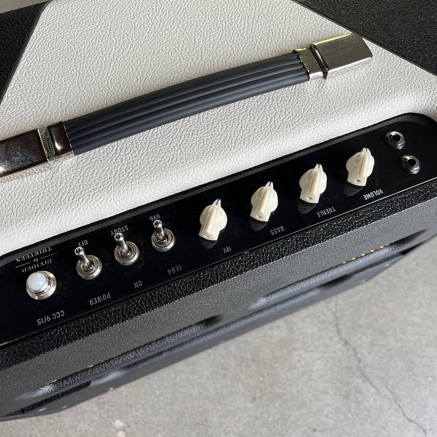 Divided by 13 CCC 9/15 Combo - Black Bronco Tolex / Cream V