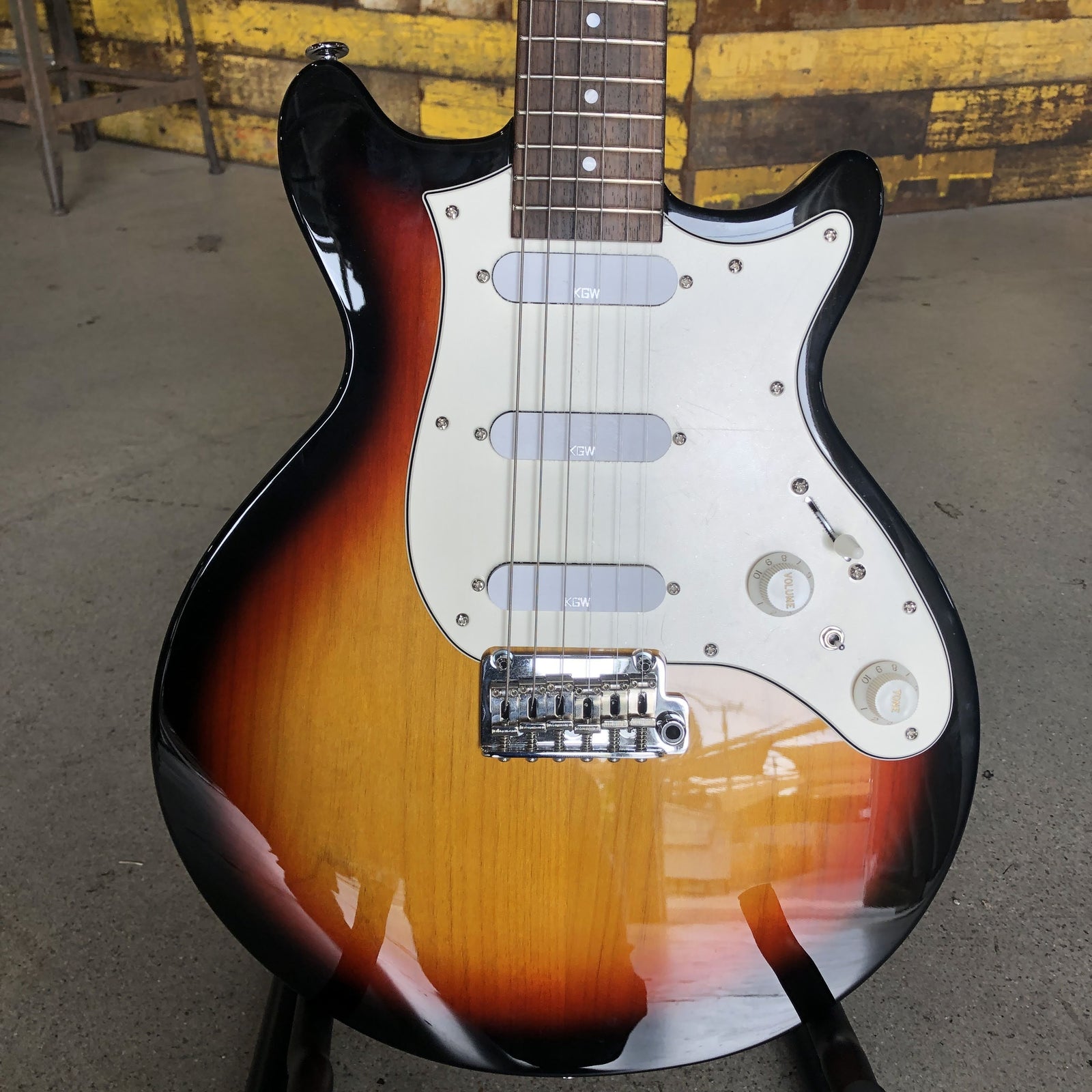 Kz Guitar Works KGW22 2H6, Sunburst