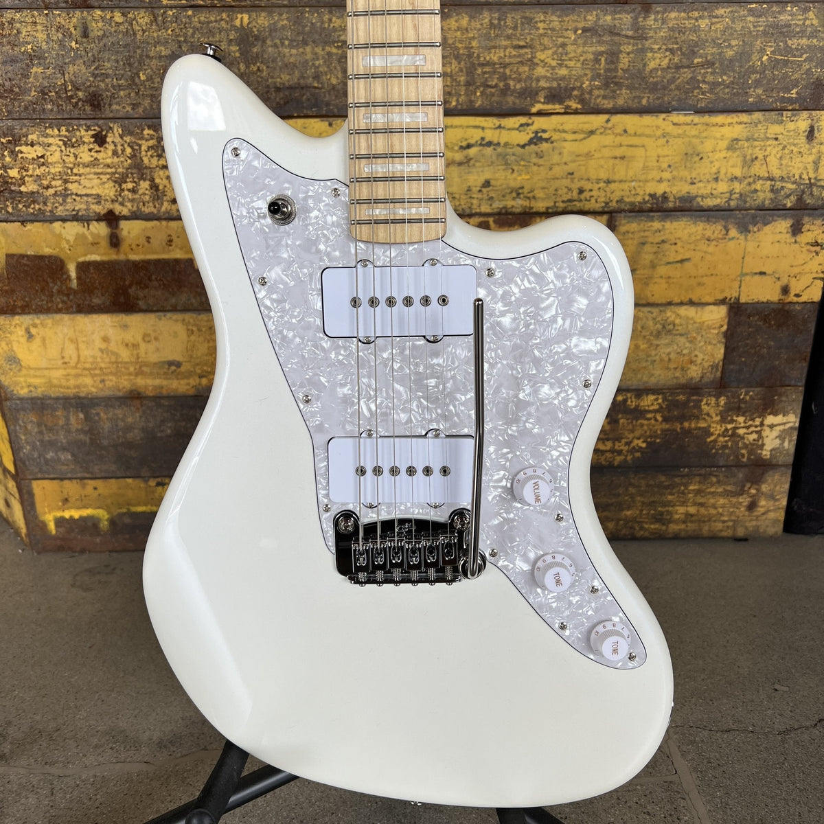 G&amp;L Doheny - Pearl White