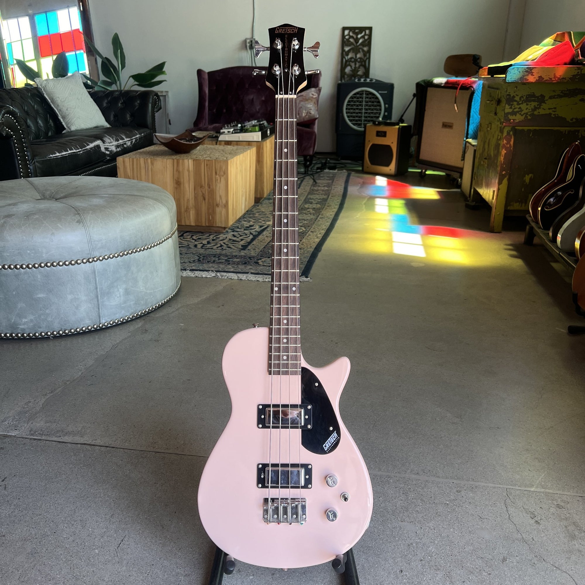 Gretsch G2220 Electromatic Junior Jet Bass II Short-Scale Bass Guitar, Shell Pink