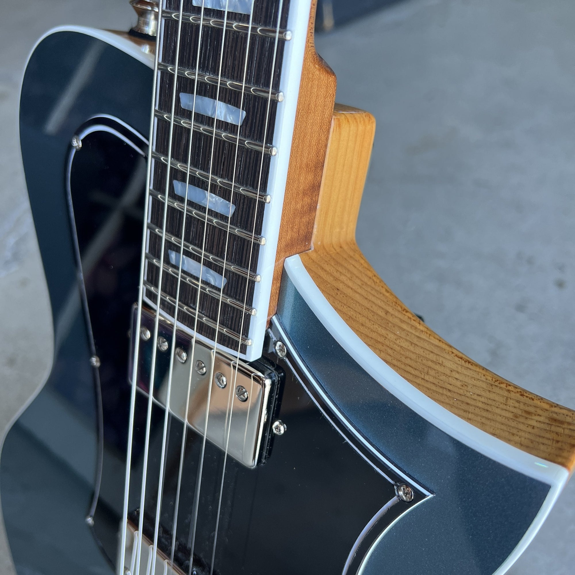 Kauer Guitars Korona - Pelham Blue - #368