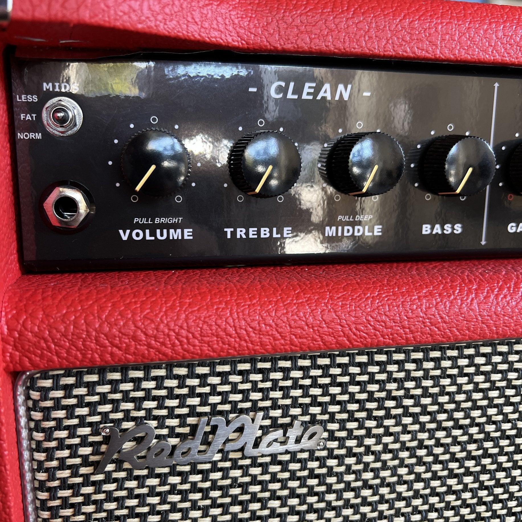 Red Plate Blackline Reverb Head & Cabinet