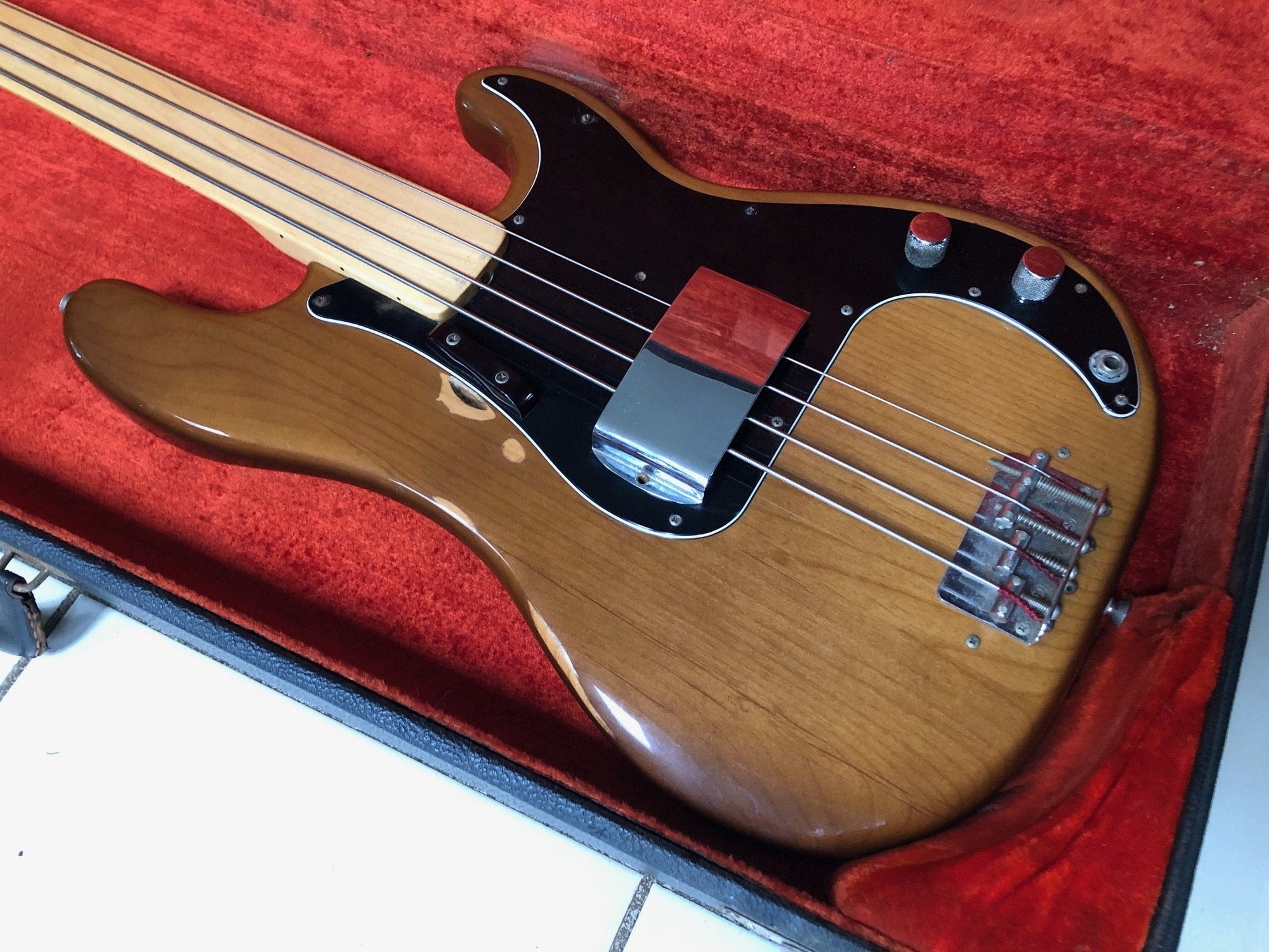 Vintage 1974 Fender Precision Fretless Bass Guitar w/ OHSC & Tags