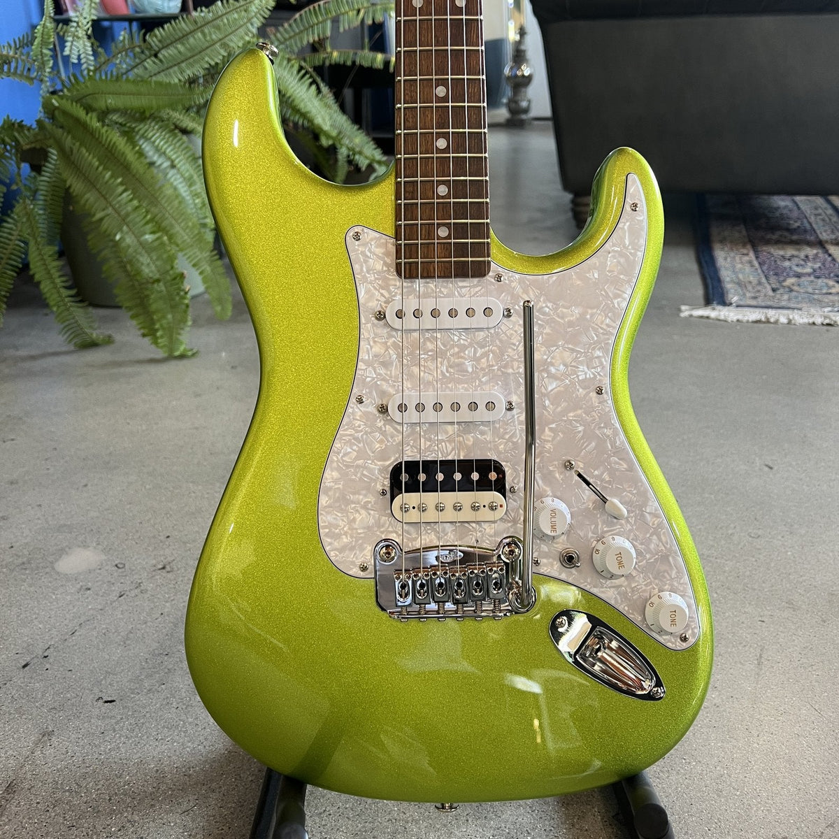 G&amp;L Legacy HSS, Margarita Metallic