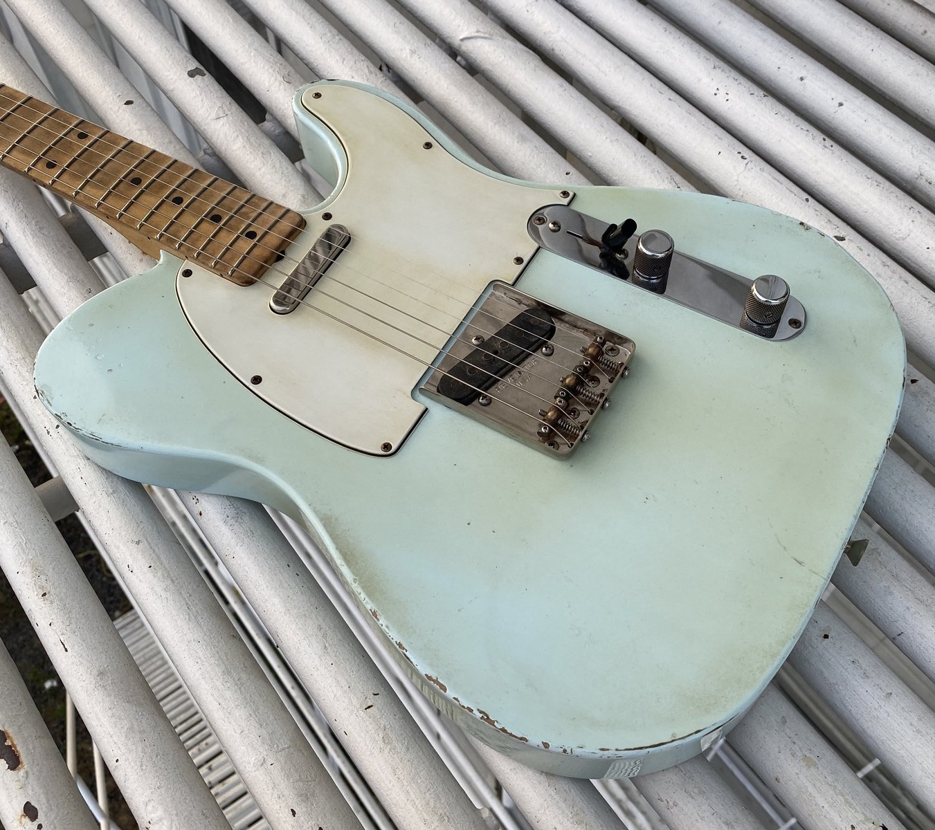 Revelator Guitars - '50s Era RetroSonic T-Style - Sonic Blue Nitro