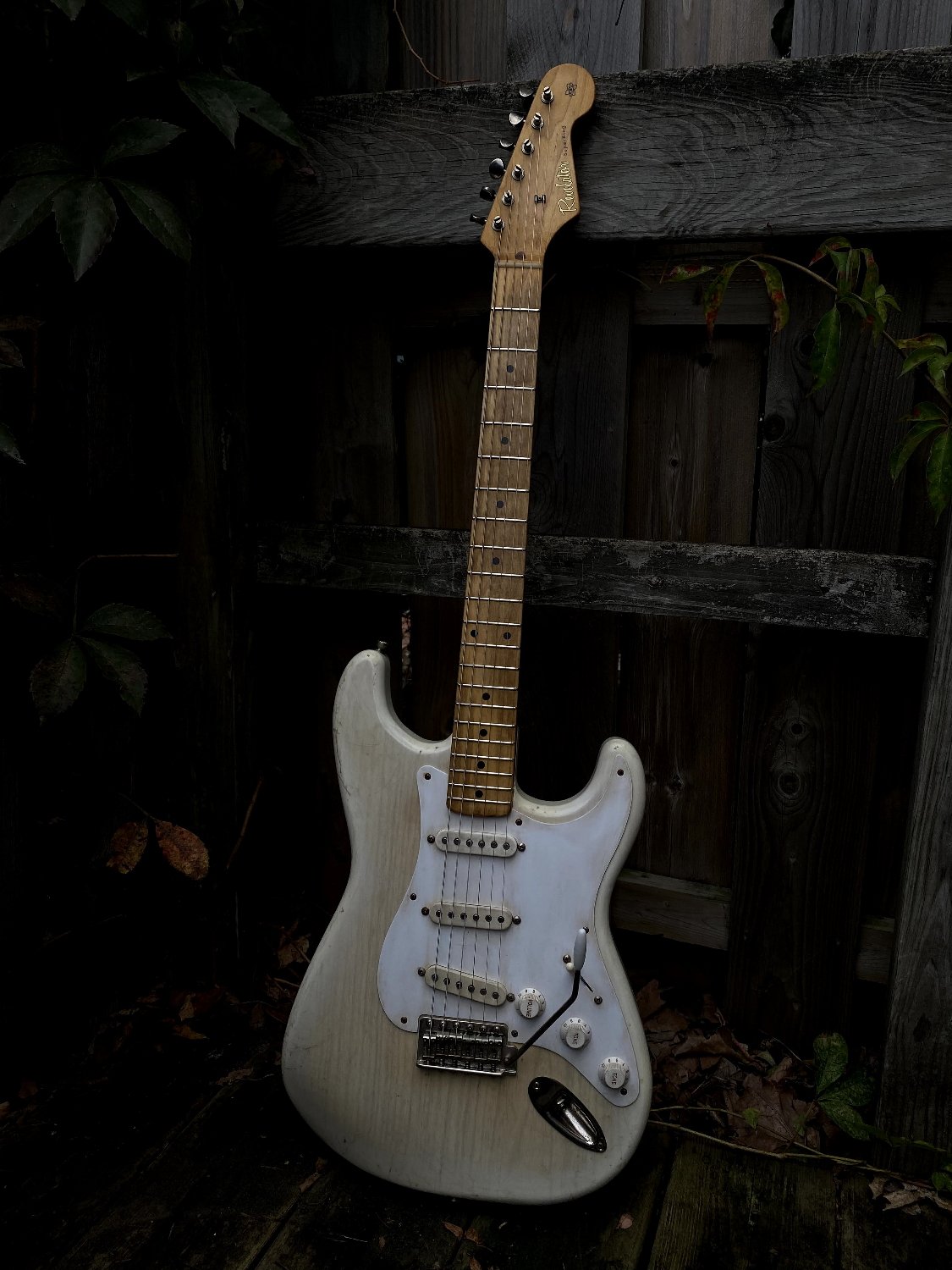 Revelator Guitars - '57 SuperKing S-Style - White Blonde