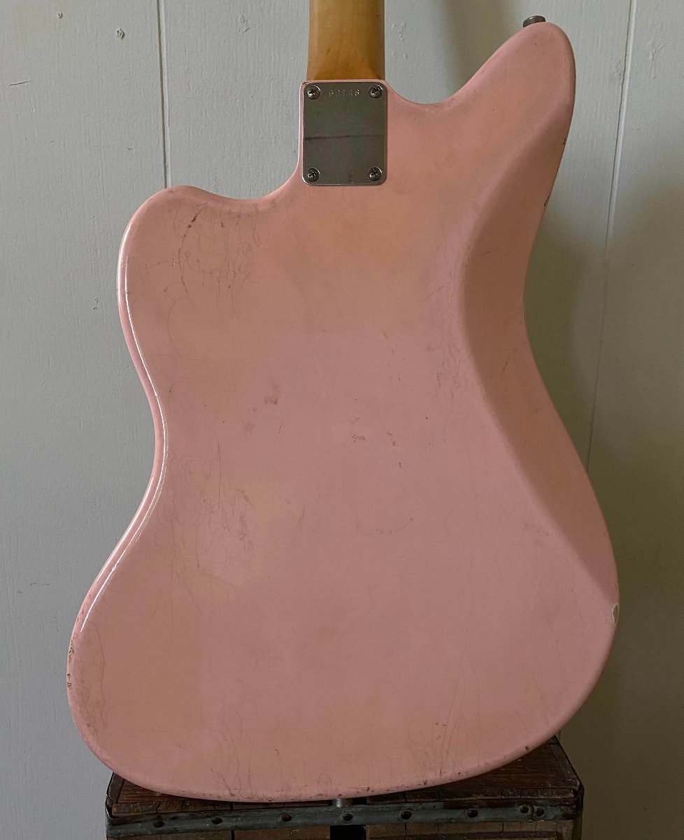 Revelator Guitars - Jazzcaster - Shell Pink