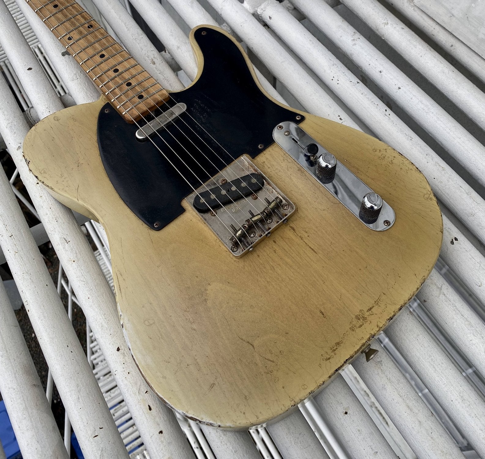 Revelator Guitars - '50s RetroSonic T-Style - Transparent Butterscotch Blonde Nitro