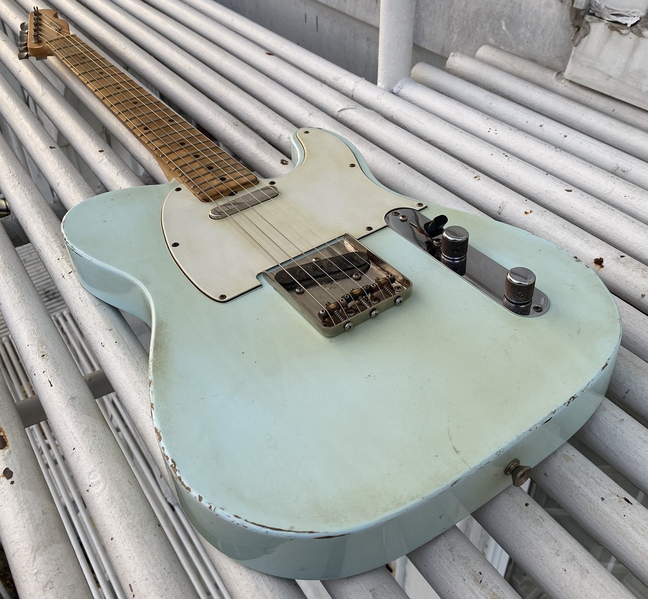 Revelator Guitars - '50s Era RetroSonic T-Style - Sonic Blue Nitro