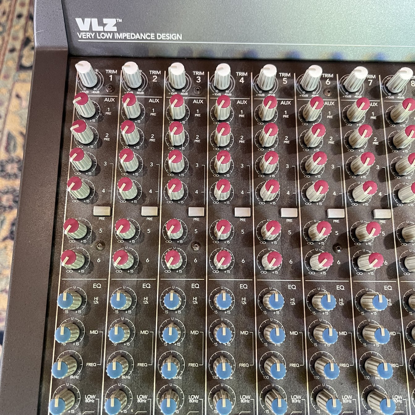 Mackie SR24.4 | 24x4x2 VLZ 4-Bus Mixing Console