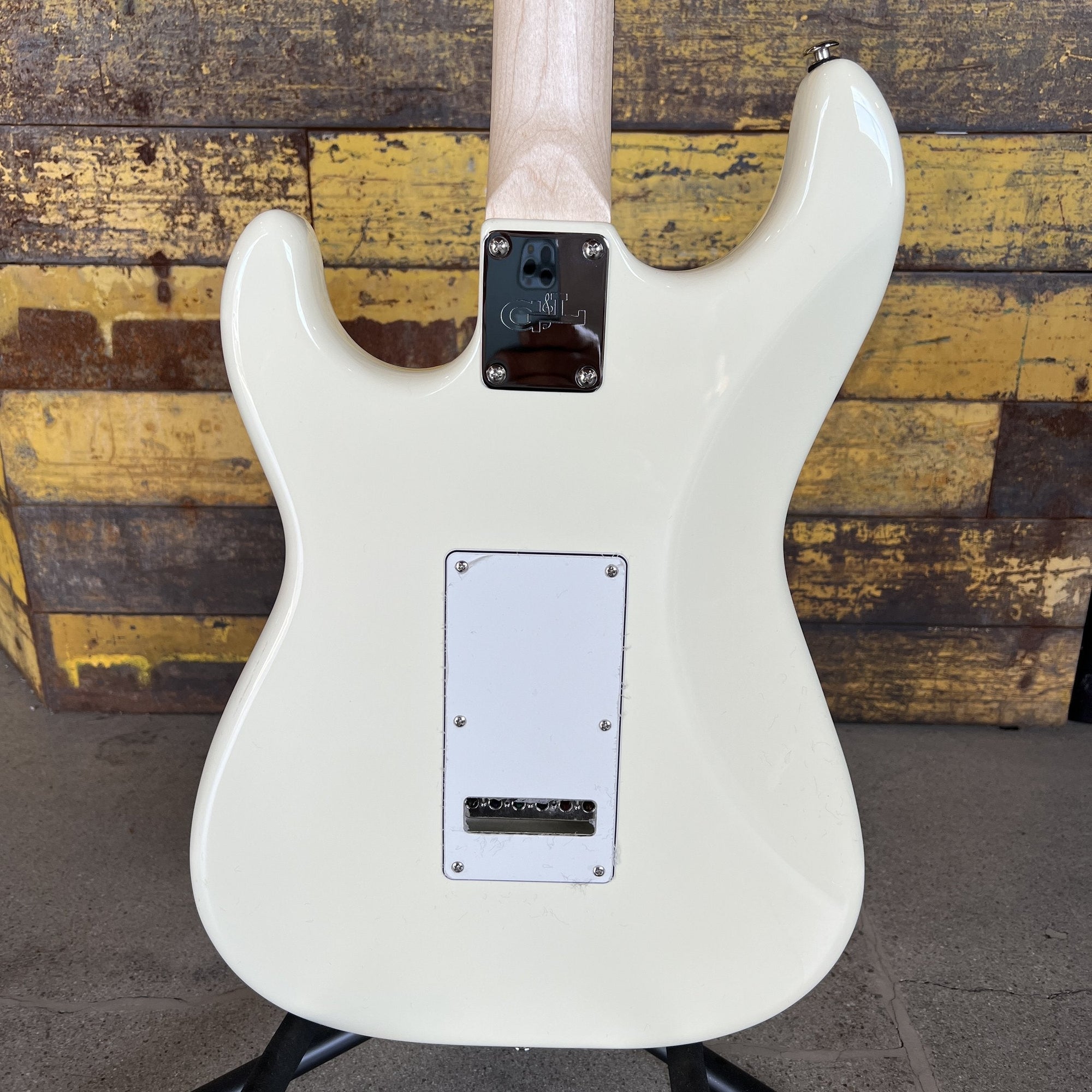 G&L Legacy HSS, Vintage White