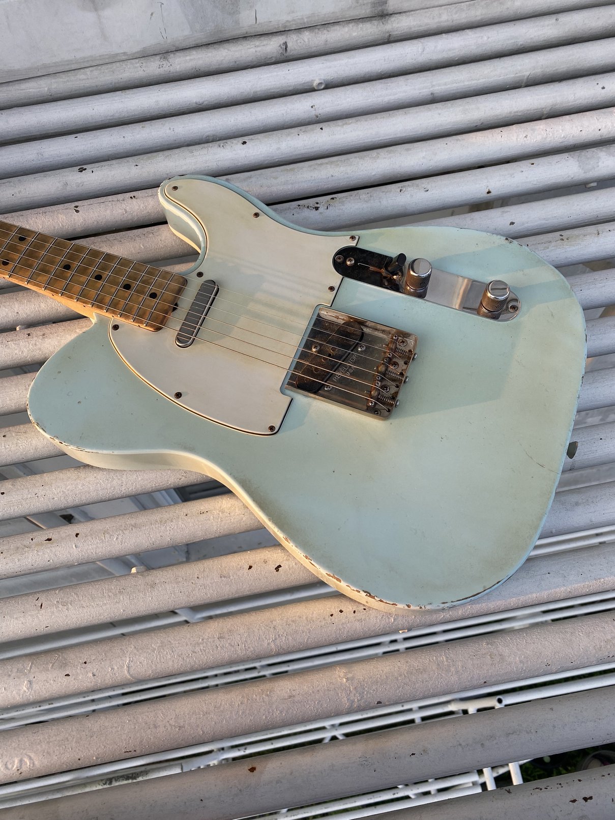 Revelator Guitars - '50s Era RetroSonic T-Style - Sonic Blue Nitro