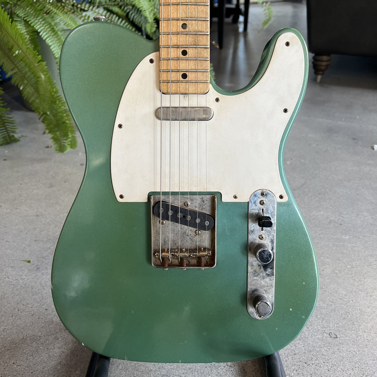 2018 Revelator Guitars Retrosonic - Sherwood Green Metallic