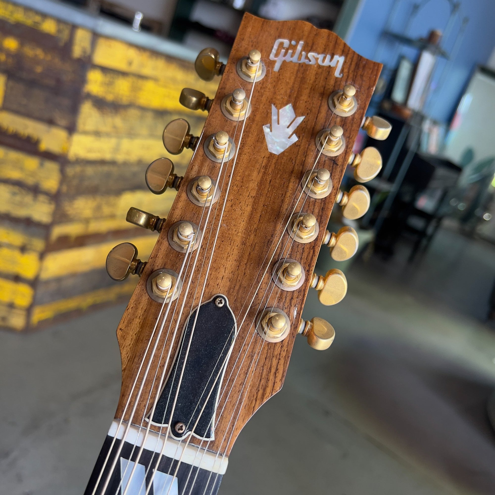 2007 Gibson Songwriter Deluxe 12 String Acoustic / Electric Guitar