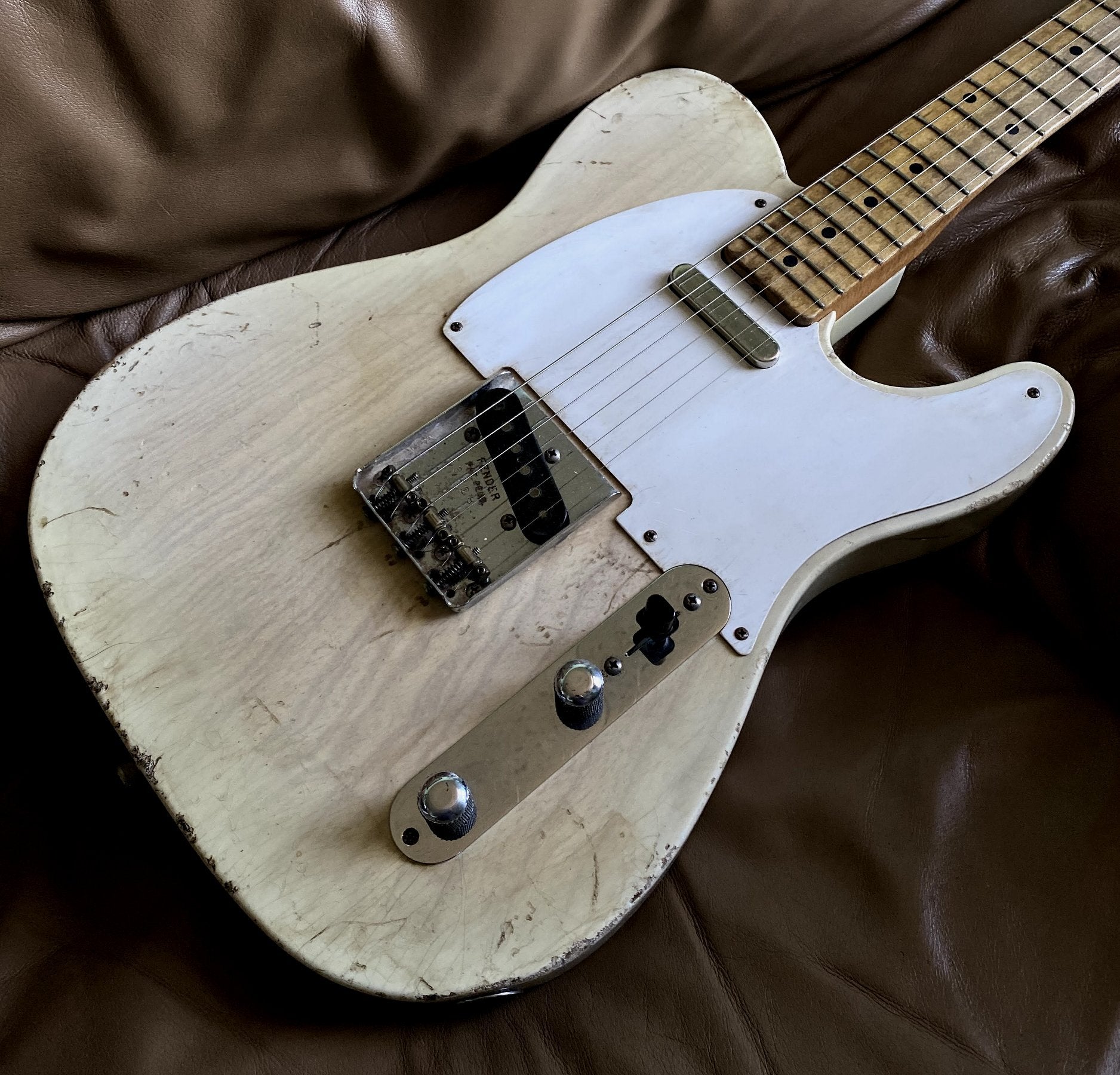 Revelator Guitars - '57 RetroSonic T-Style - White Guard - White Blonde