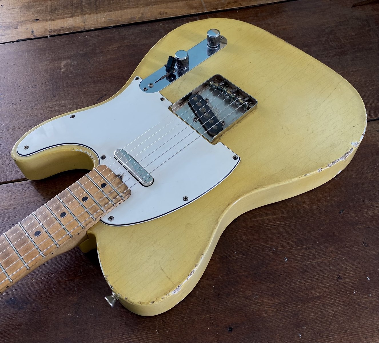 Revelator Guitars - '60s Era RetroSonic T-Style - Olympic White Nitro