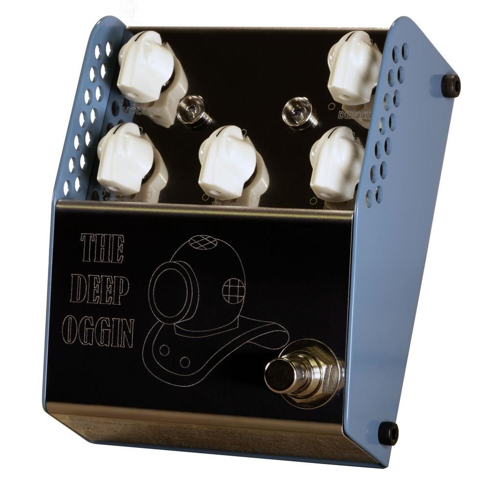 ThorpyFX Deep Oggin Chorus / Vibrato Guitar Effects Pedal