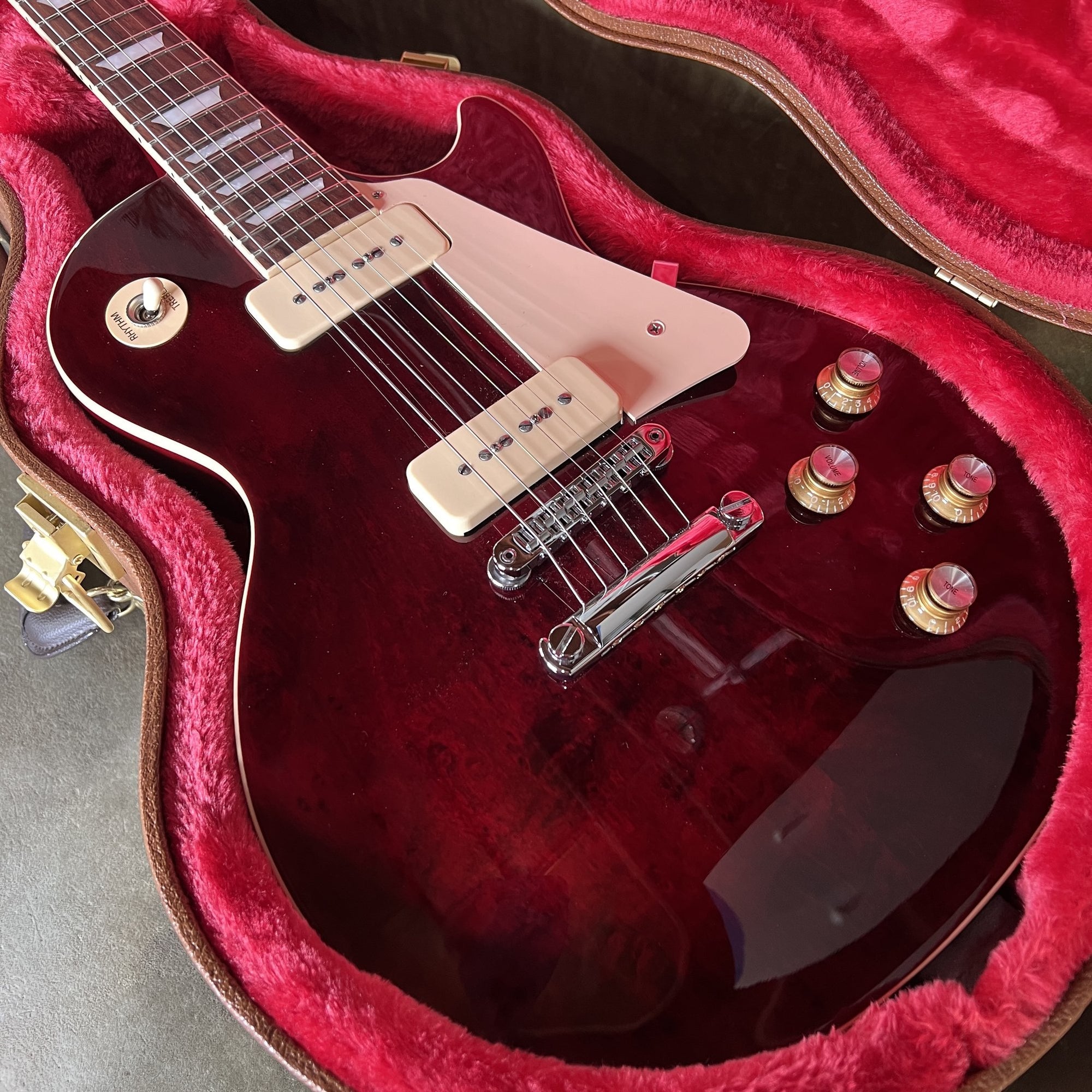 2022 Les Paul Deluxe 70s - Transparent Wine Red