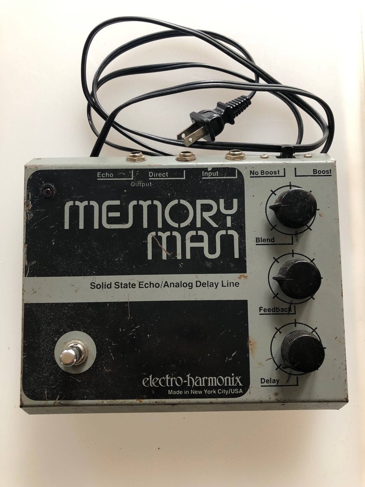 Electro-Harmonix Memory Man with 3 Reticon SAD1024A Delay Chips