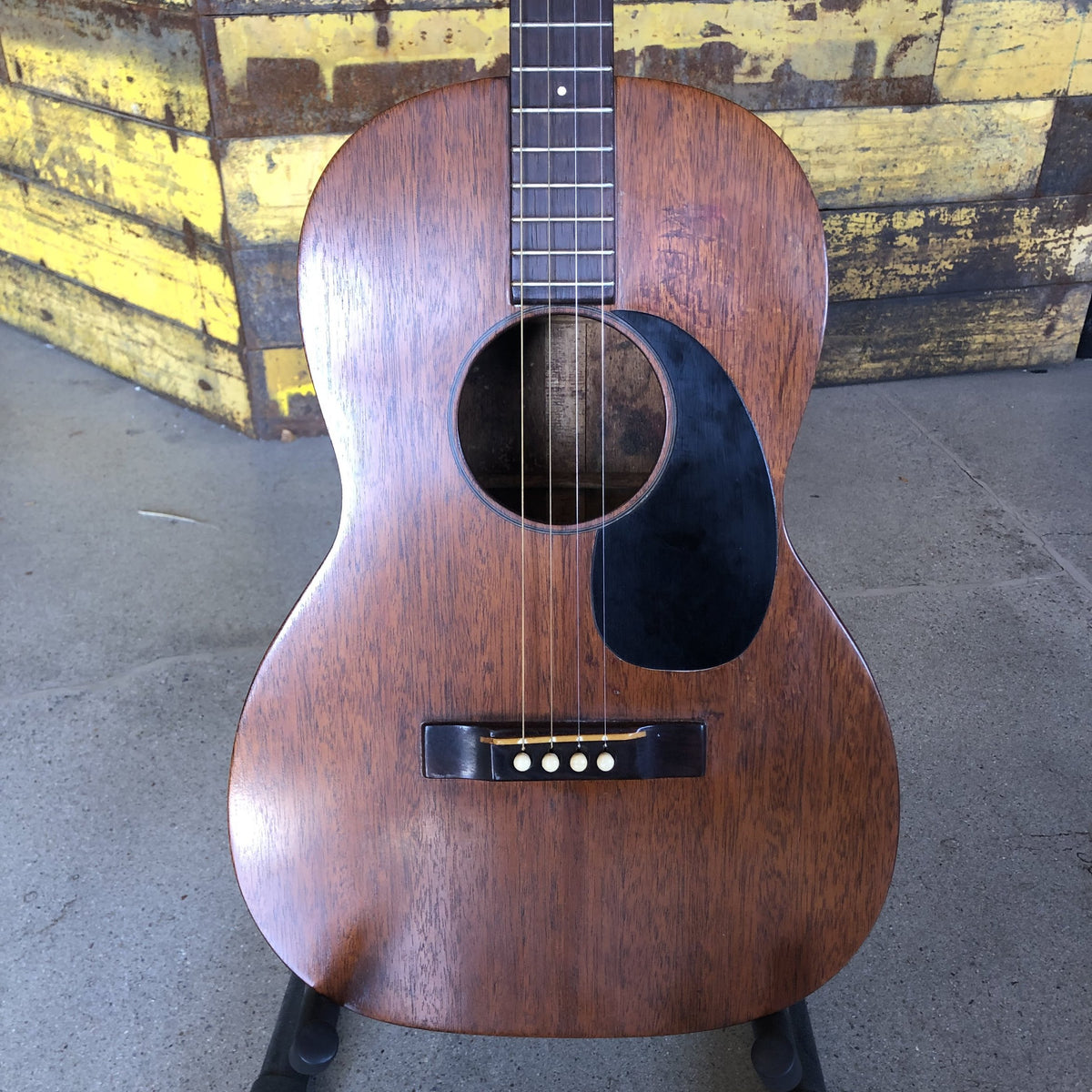 Vintage 1962 Martin 5-15T Tenor Guitar