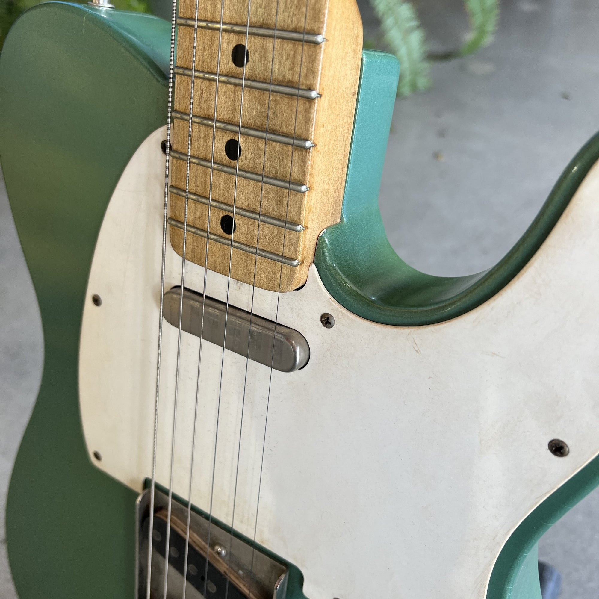 2018 Revelator Guitars Retrosonic - Sherwood Green Metallic