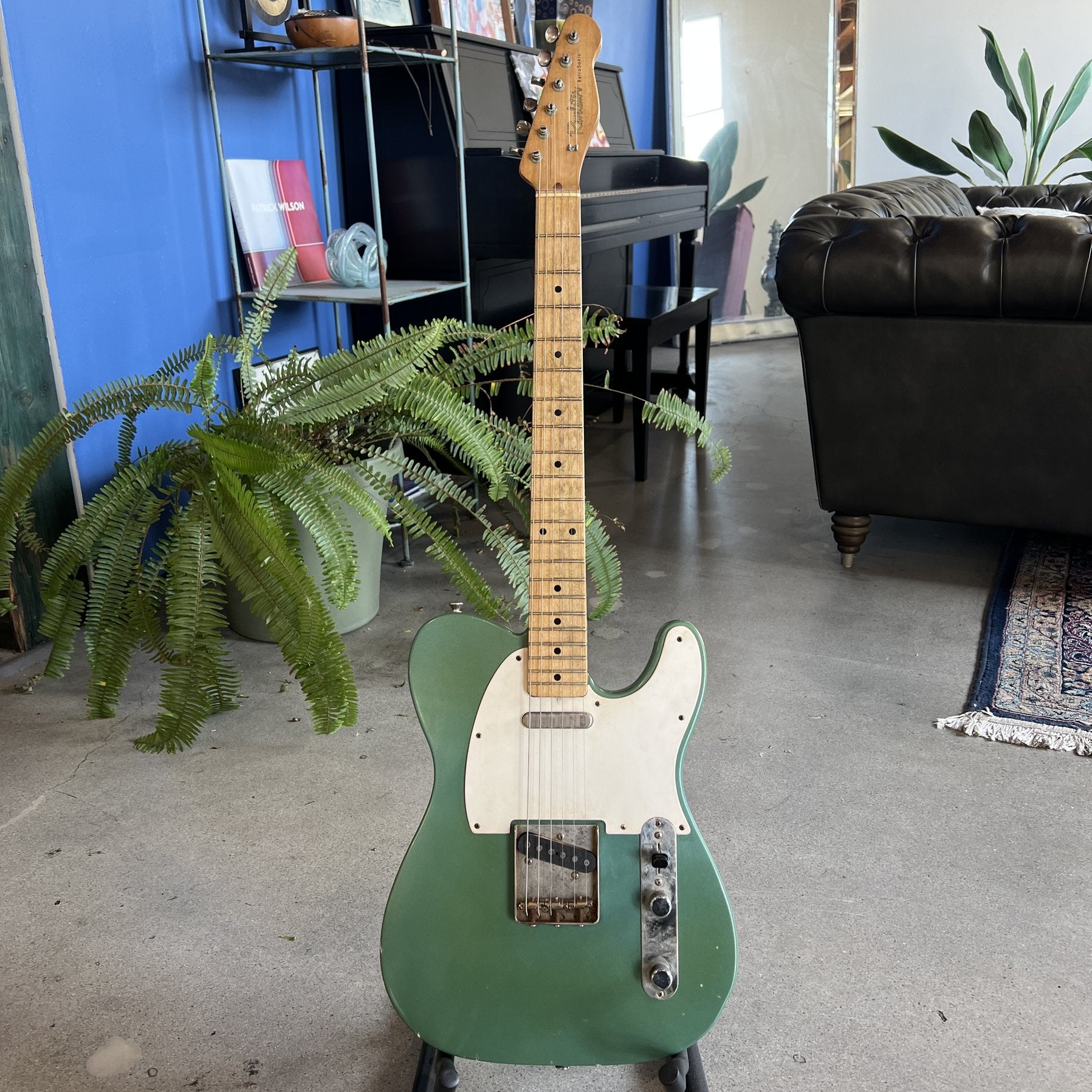 2018 Revelator Guitars Retrosonic - Sherwood Green Metallic